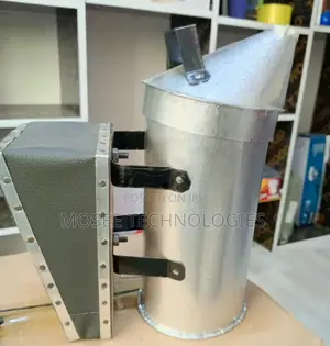 Heavy-Duty Honey Bee Smoker