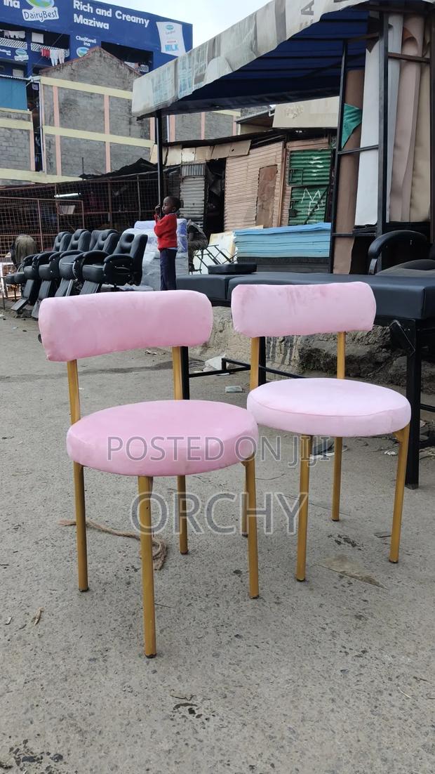 2 Nail Tech Seats