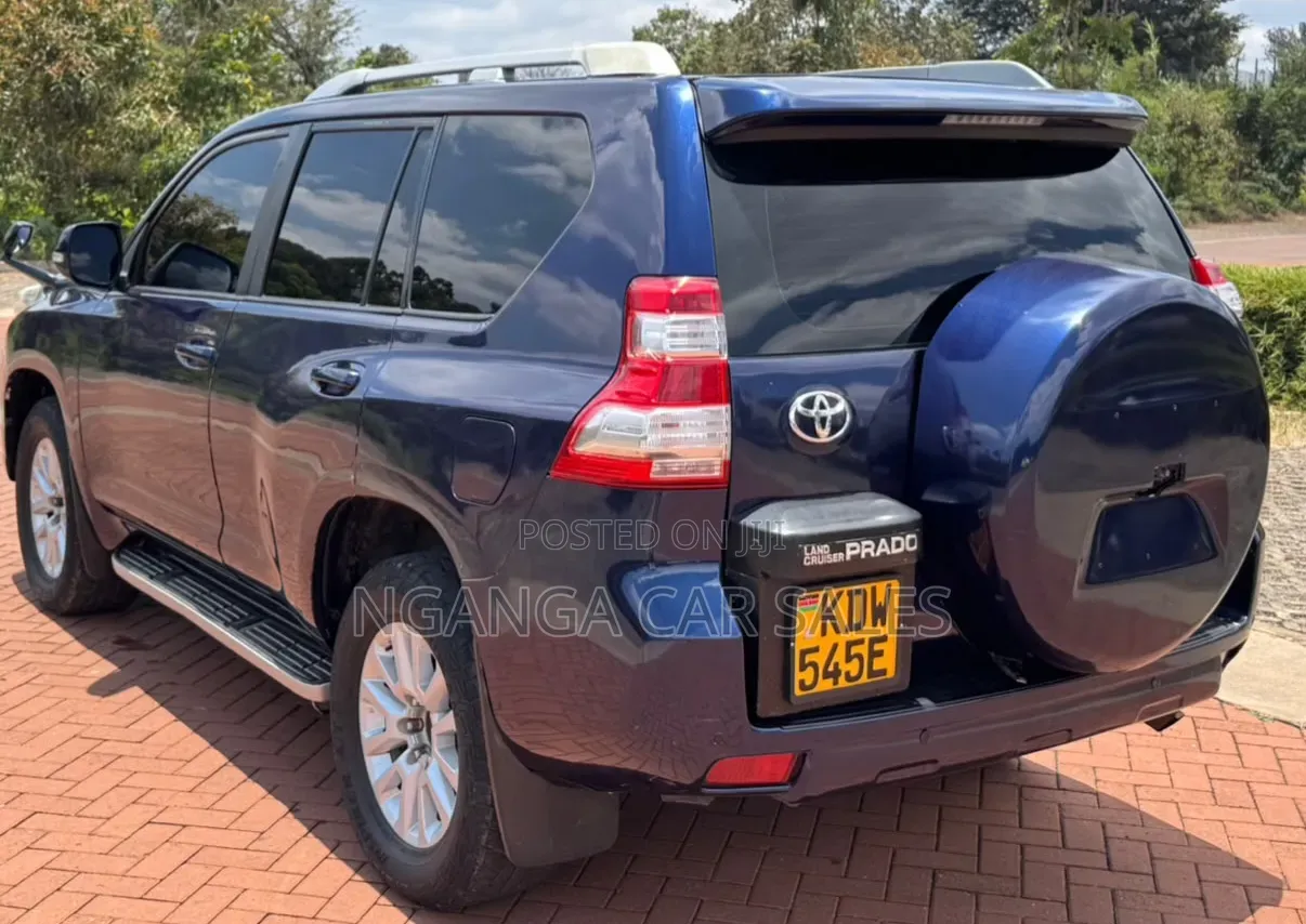 Toyota Land Cruiser Prado 2013 Blue