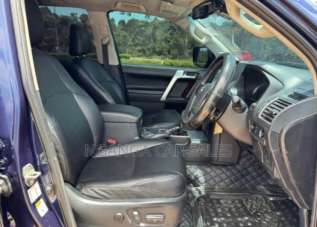Toyota Land Cruiser Prado 2013 Blue