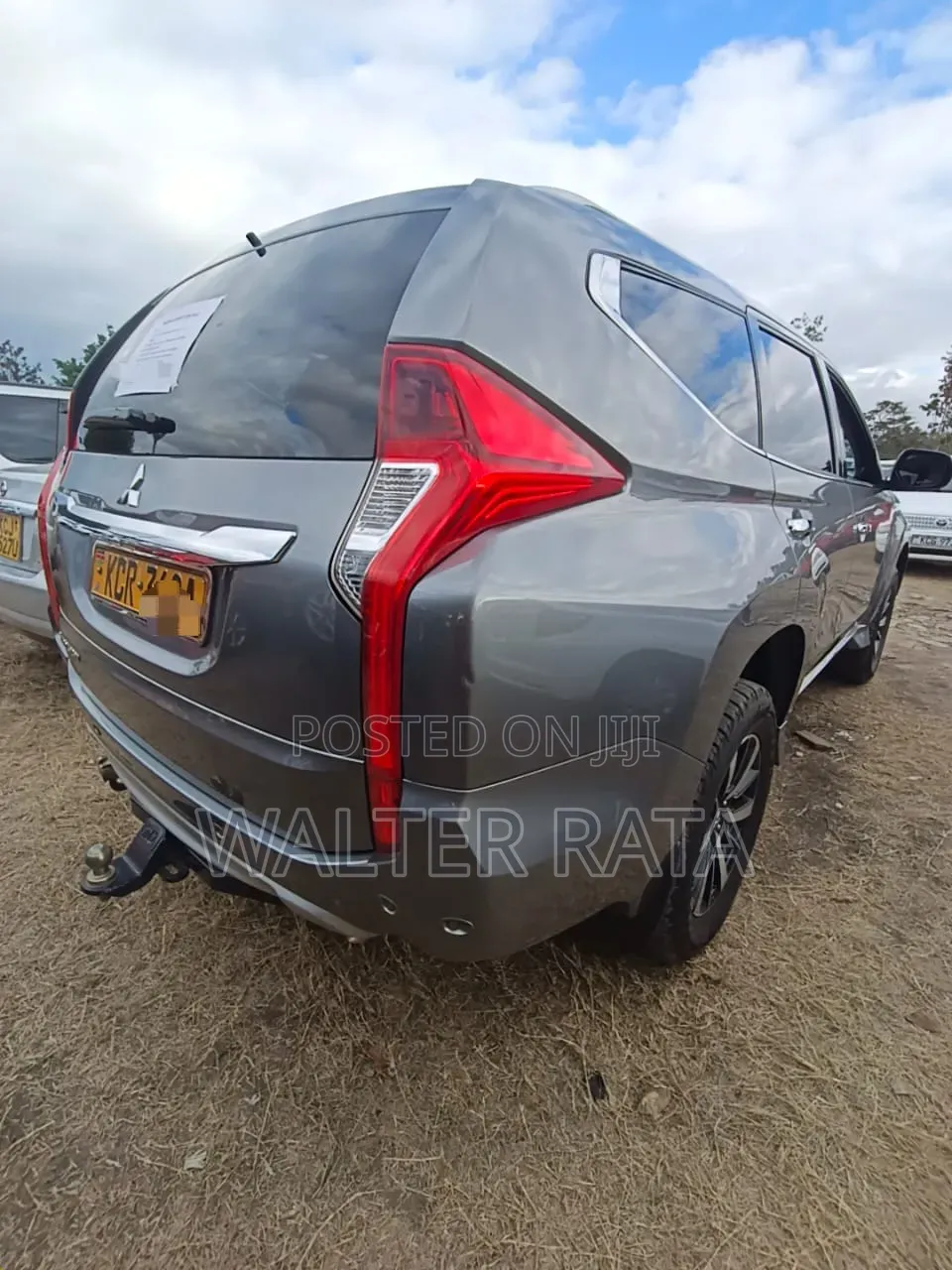 Mitsubishi Pajero 2018 Gray