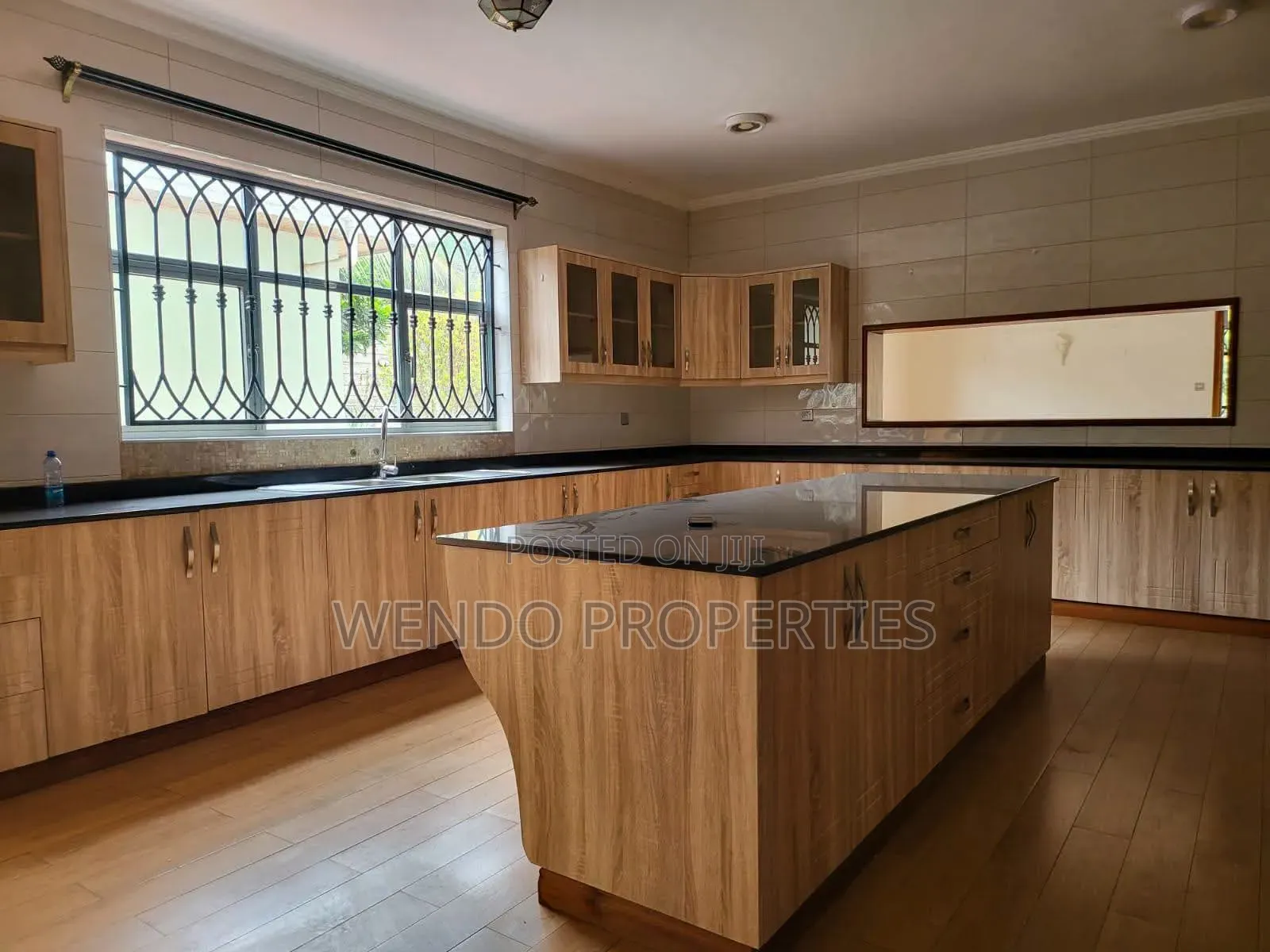 5bdrm Villa in Runda for rent