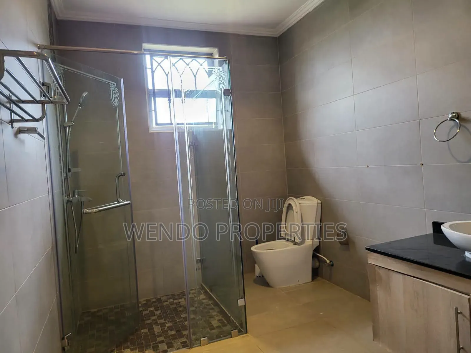 5bdrm Villa in Runda for rent