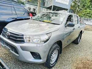 Toyota Hilux 2.8 Diesel 2020 Gray
