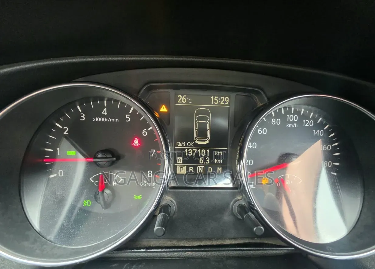 Nissan Dualis 2011 Black