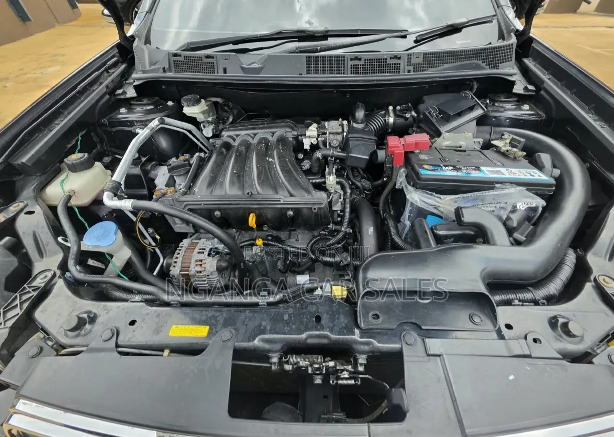 Nissan Dualis 2011 Black