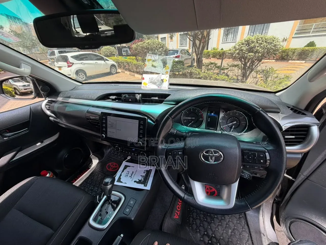 Toyota Hilux 2021 Black