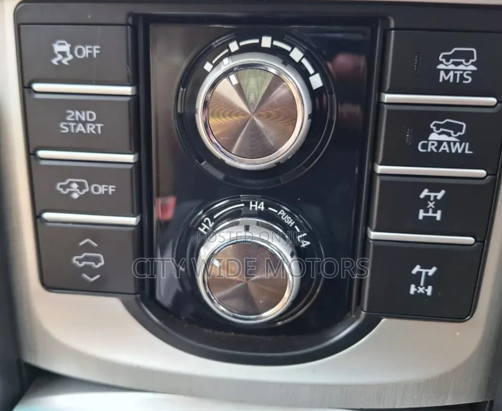 Toyota Land Cruiser Prado KAKADU 2011 Gray