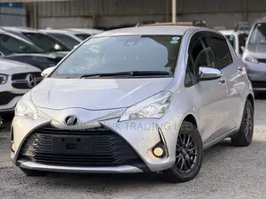 Toyota Vitz 1.3 FWD 5dr 2019 Silver