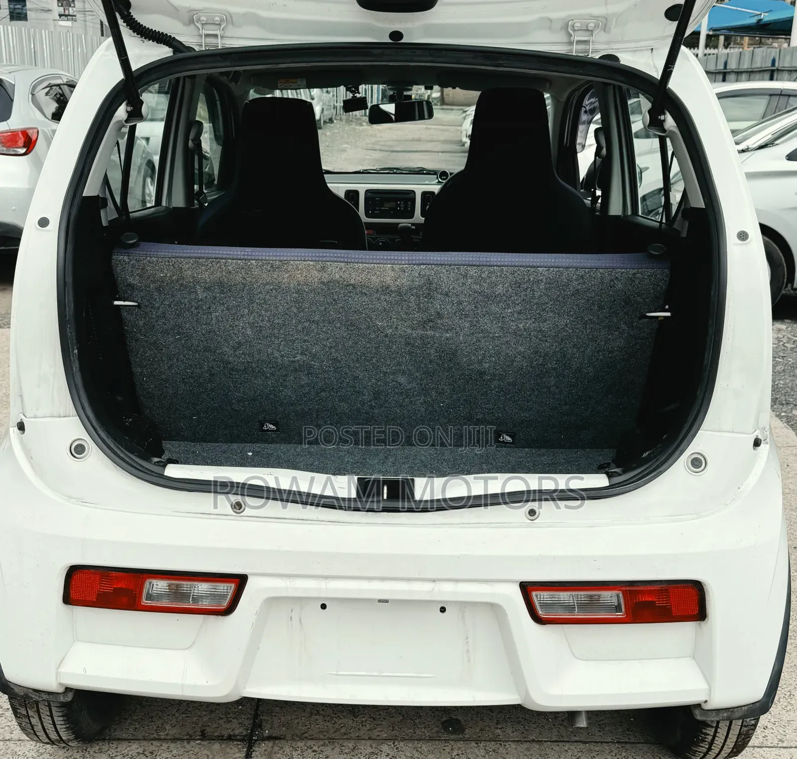 Suzuki Alto 2019 White