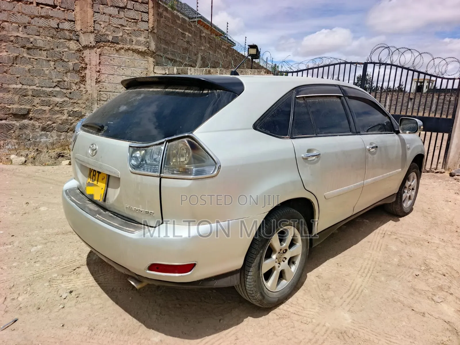 Toyota Harrier 2005 Silver