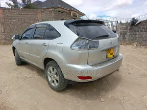 Toyota Harrier 2005 Silver