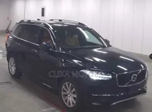 Volvo XC90 T5 Momentum AWD 2019 Black