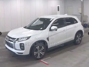 Mitsubishi RVR 2019 Off white