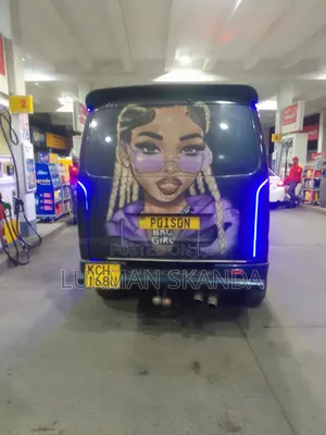 Toyota HiAce 2019 Blue