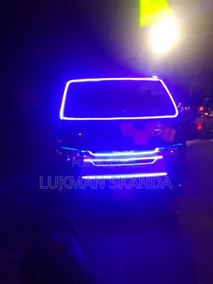 Toyota HiAce 2019 Blue