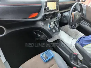 Toyota Sienta 1.5 FWD 2019 Brown