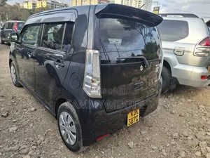 Suzuki Wagon R 660 Petrol FWD 2015 Black