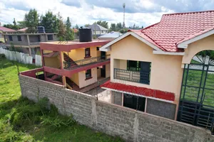 5bdrm Maisonette in Muigai, Lukenya for sale