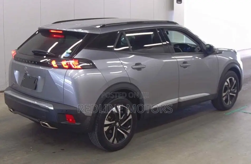Peugeot 2008 1.2 PureTech (130 Hp) 2020 Silver