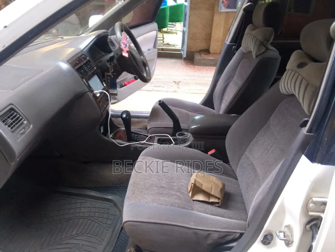 Toyota Corolla 2001 Silver