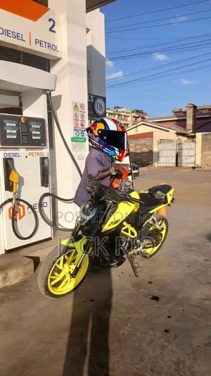 CFMoto 300NK 2021