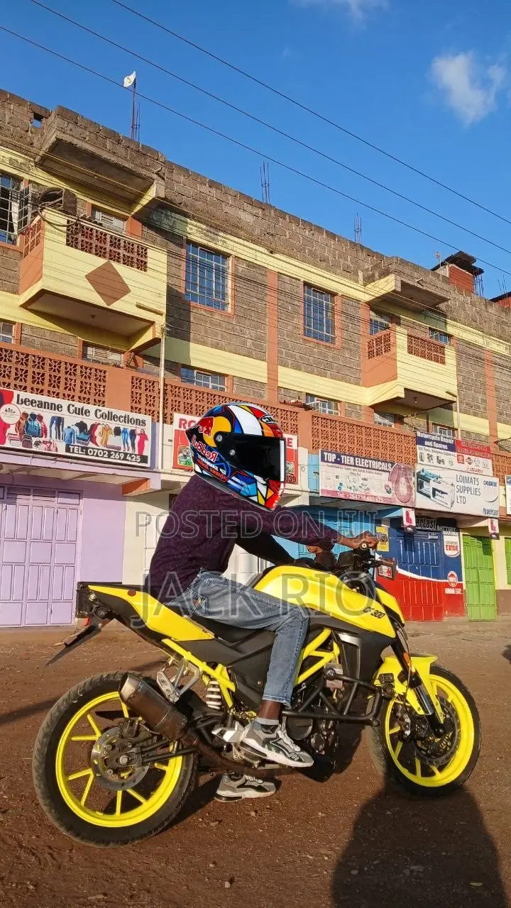 CFMoto 300NK 2021