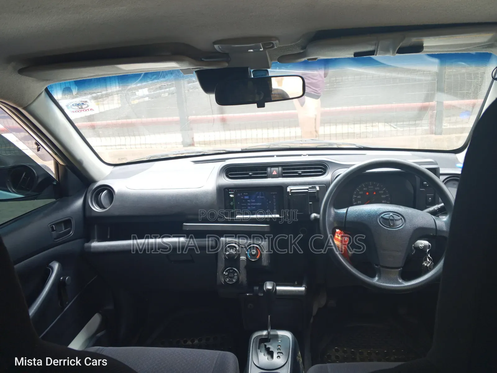 Toyota RAV4 2016 White
