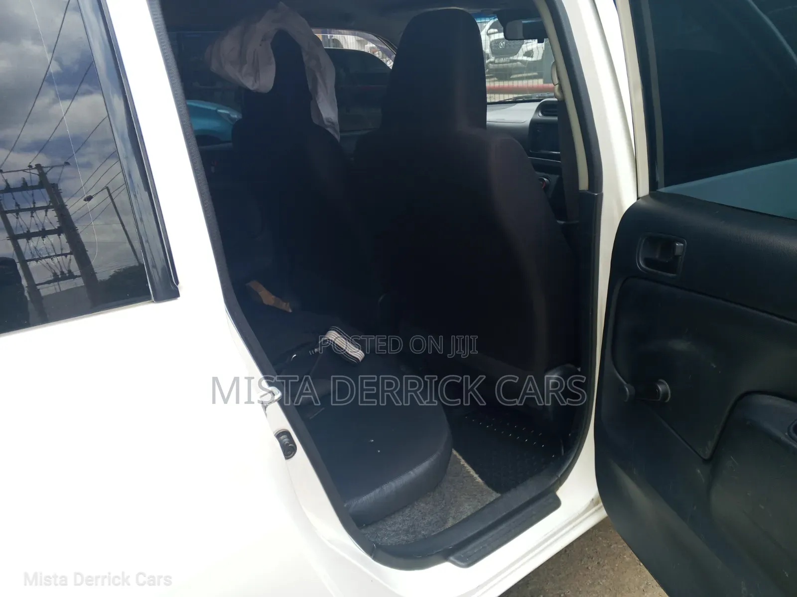 Toyota RAV4 2016 White