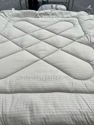 Binded Colored Duvet Set 6*7 – Duvet + Bedsheet + 2 Pillowcases