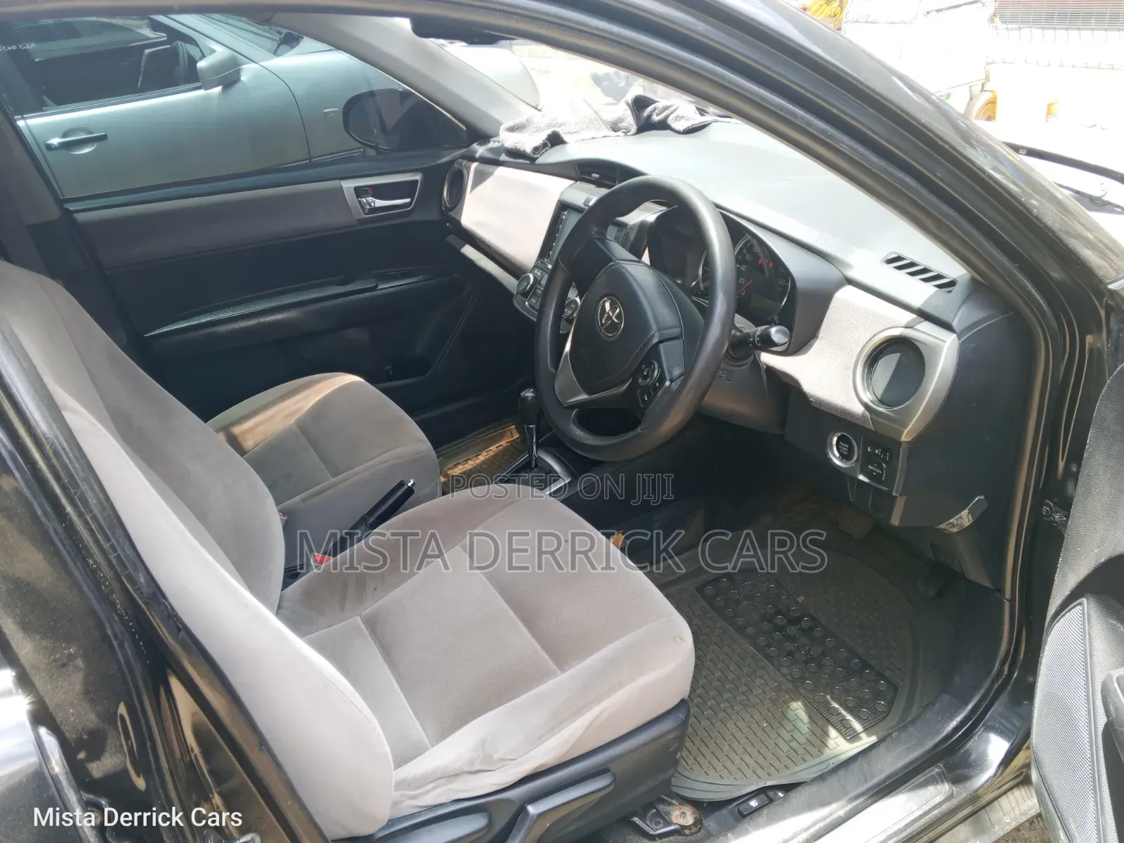 Toyota Axio 2013 Black
