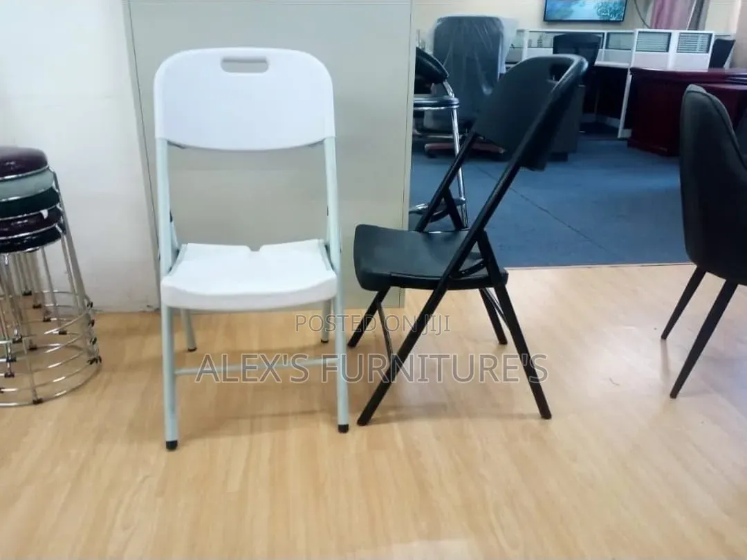 Digital Luxury Modern Executive Foldable Chairs