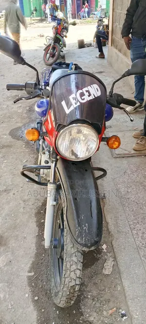Bajaj Boxer 2024 Red