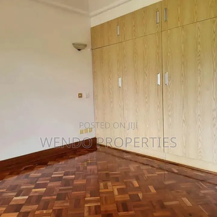 5bdrm Villa in Runda for rent