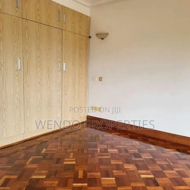 5bdrm Villa in Runda for rent