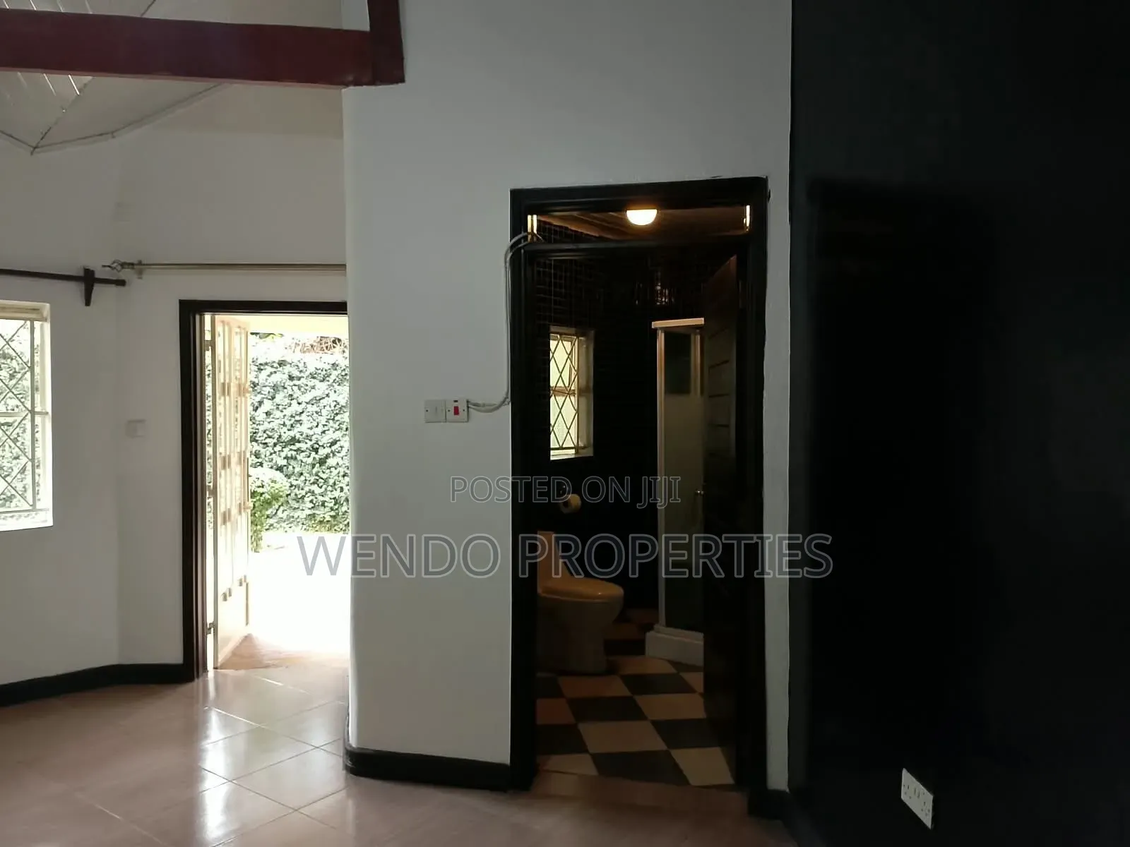 3bdrm Bungalow in Karen C for rent