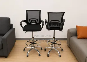 Counter Mesh Chair