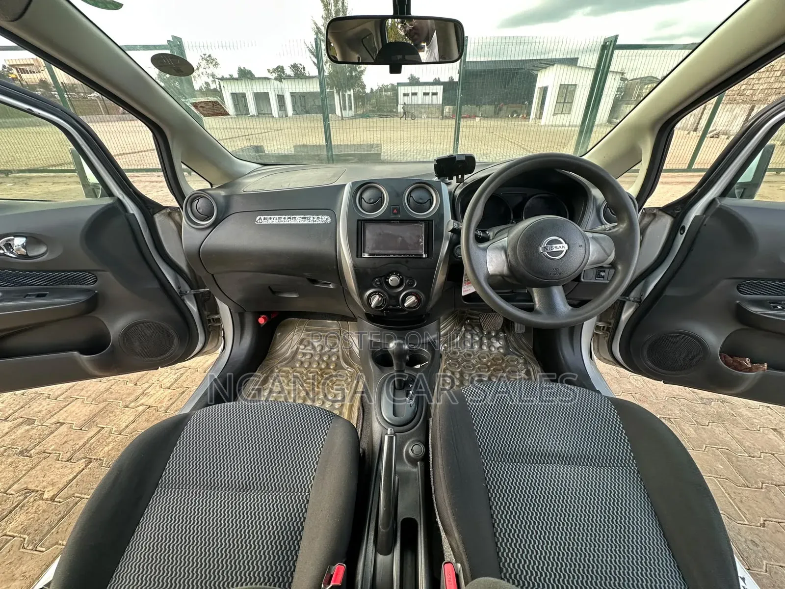 Nissan Note 2014 Silver