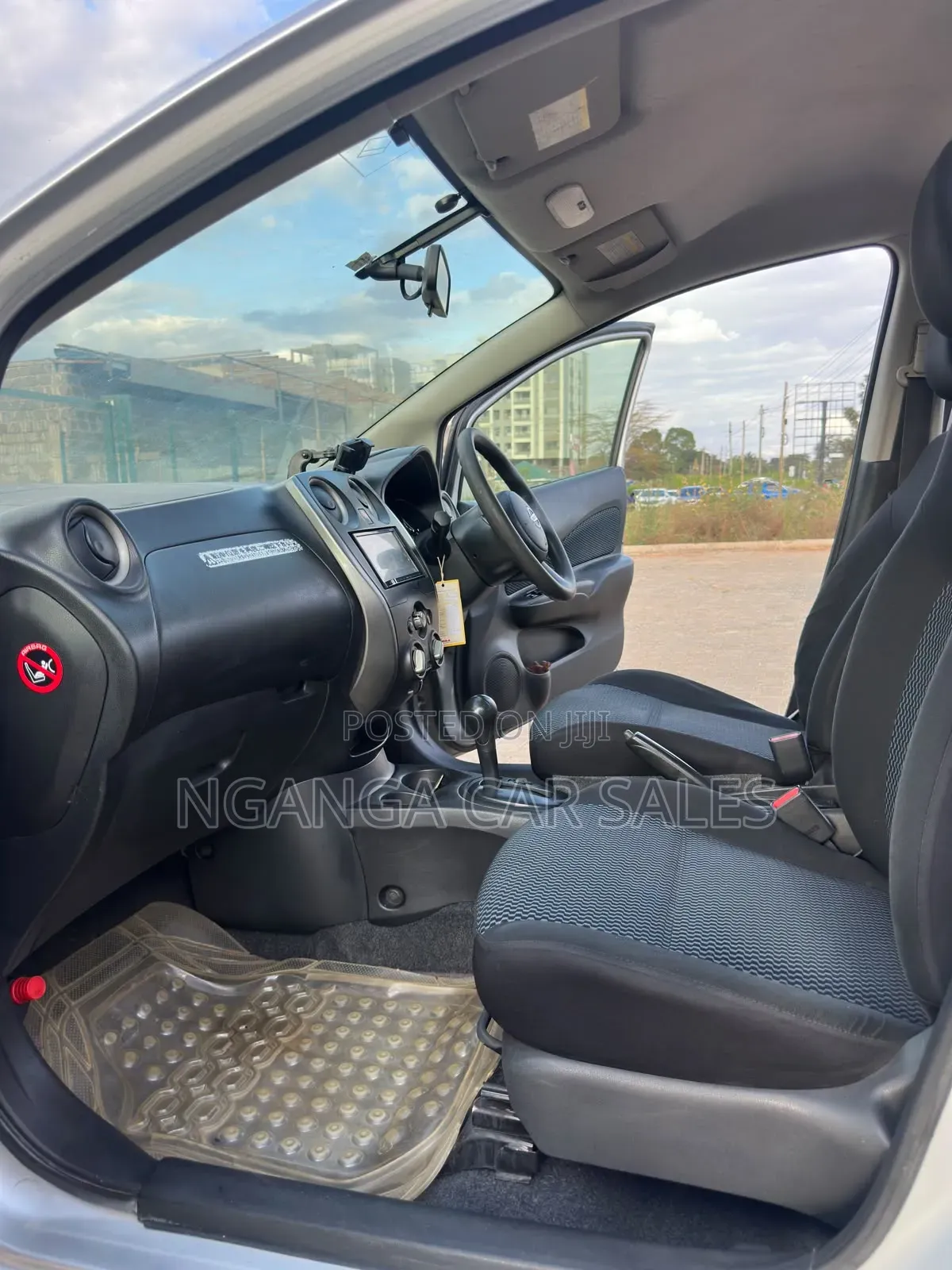 Nissan Note 2014 Silver
