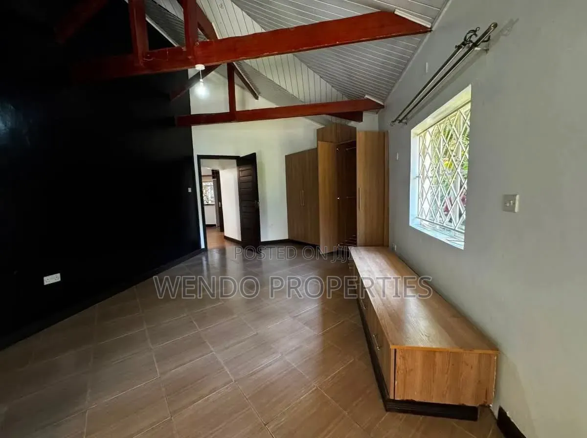 3bdrm Bungalow in Karen C for rent