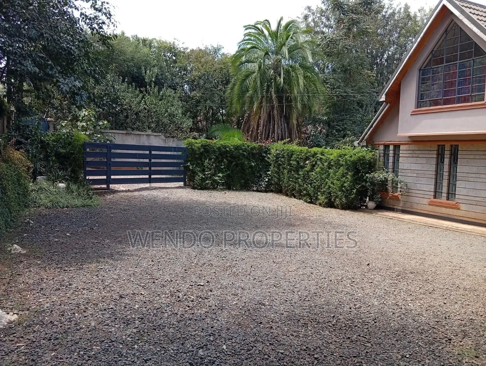 4 Bedroom House