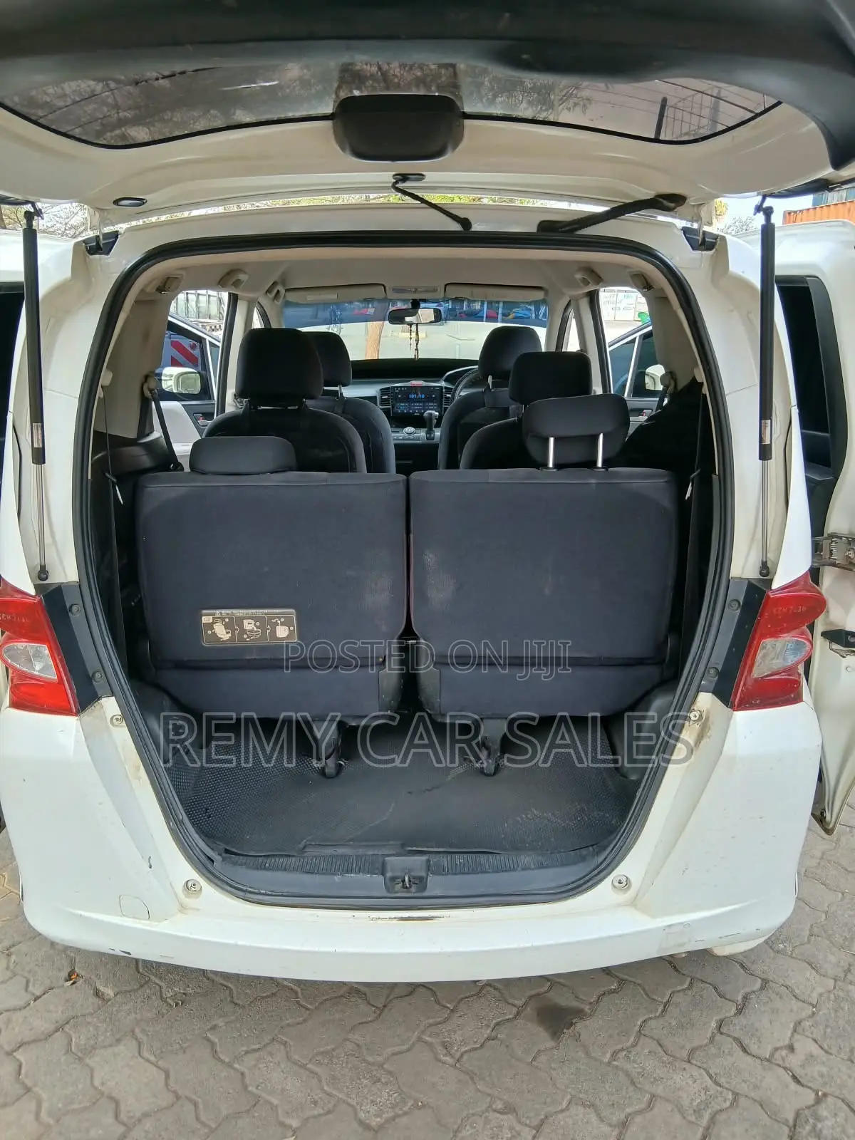 Honda Freed 2010 White