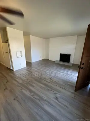 8.3mm Water Resistant Living Room Laminate Floor Boards
