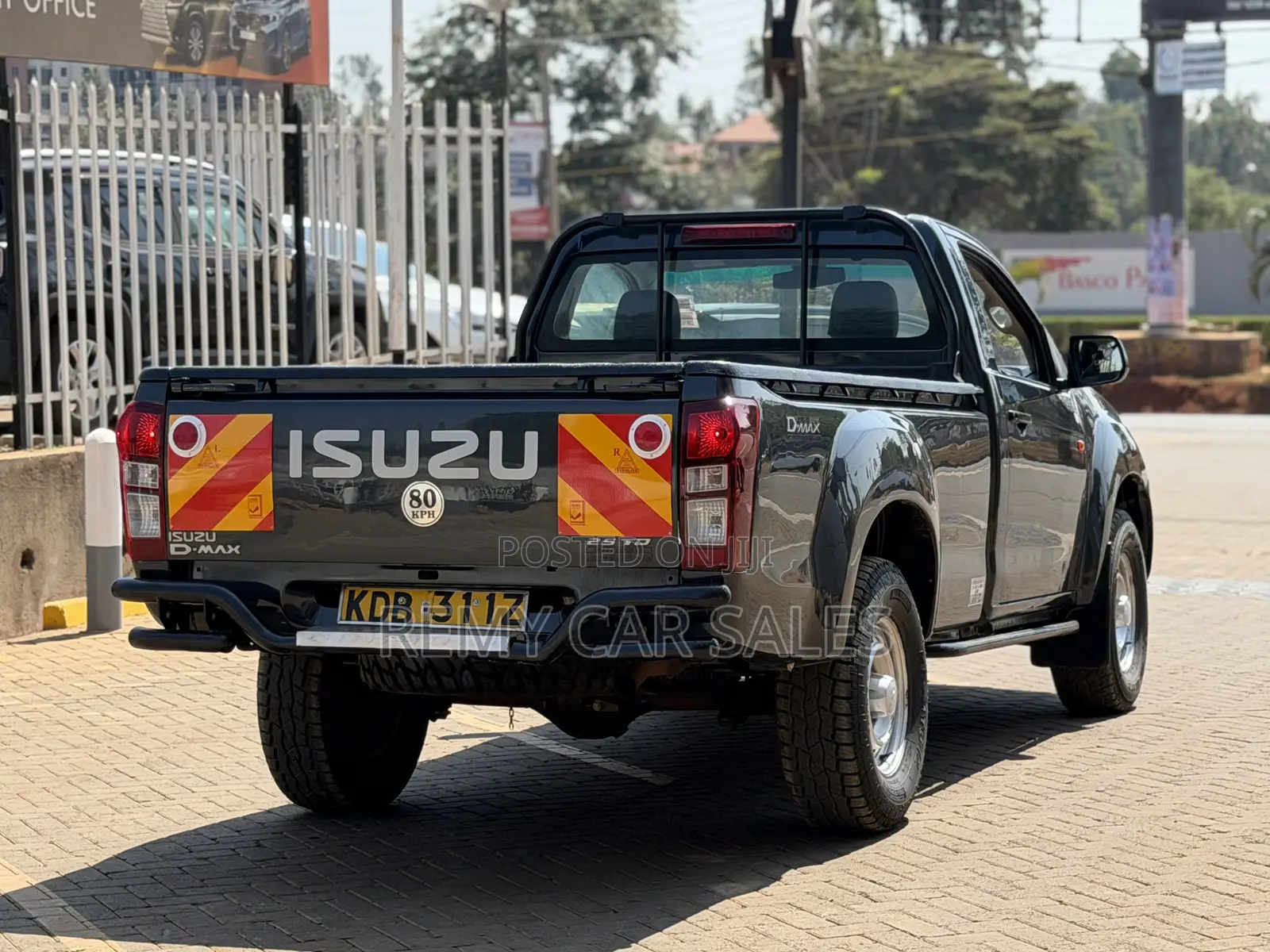 Isuzu D-MAX 2021 Burgundy