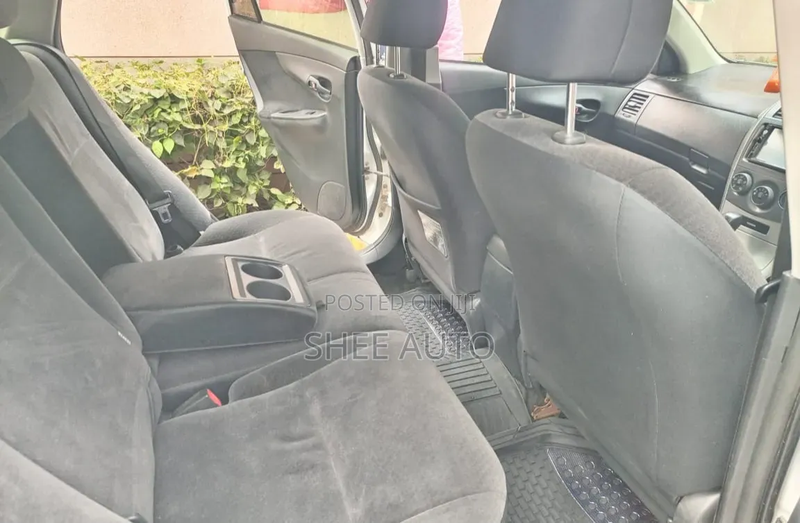 Toyota Corolla Fielder 2011 White