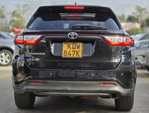 Toyota Harrier 2.0 2018 Black