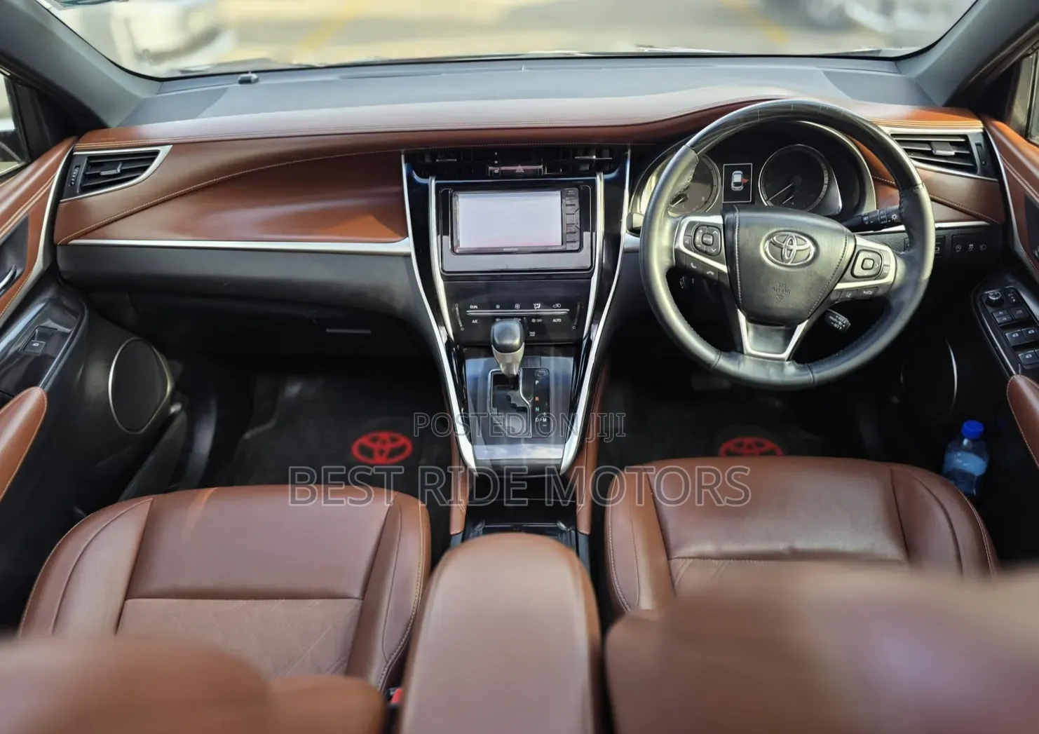 Toyota Harrier 2.0 2018 Black