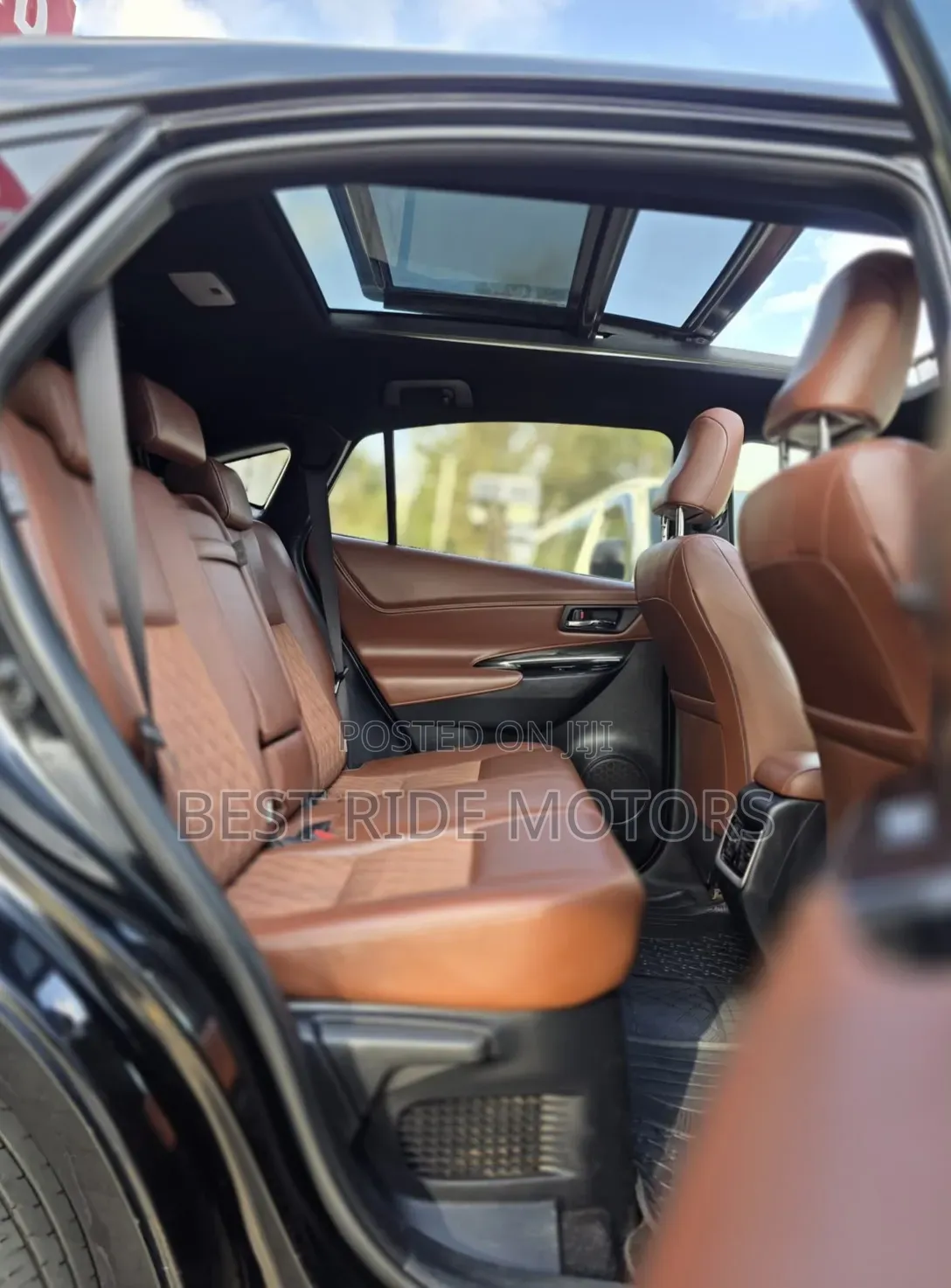 Toyota Harrier 2.0 2018 Black
