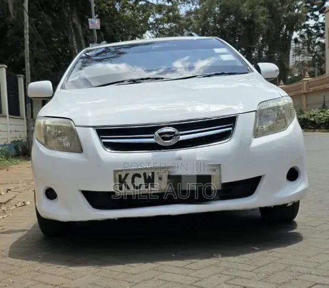 Toyota Corolla Fielder 2012 White