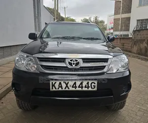 Toyota Fortuner 2.5 D AWD 2006 Black